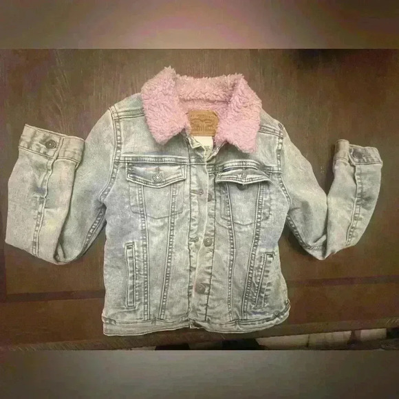 Levi Strauss Girls Denim Jacket Fleece Lined Size S - Picture 2 of 5
